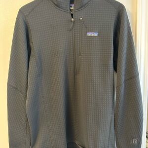 Excellent Condition - Patagonia R1 Black/Gray Quarter Zip Pullover